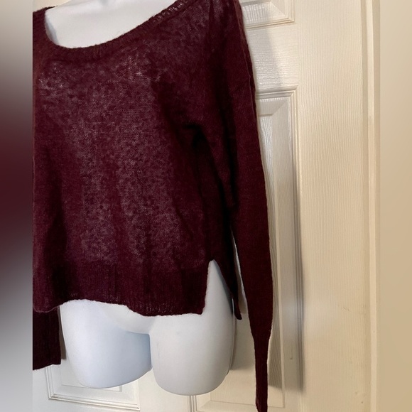 UGG Lightweight Relaxed Pullover Sweater - Picture 5 of 8